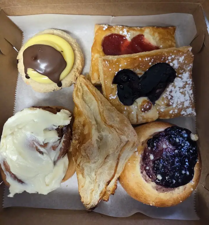 Sweet Shenanigans, a bakery in Webster