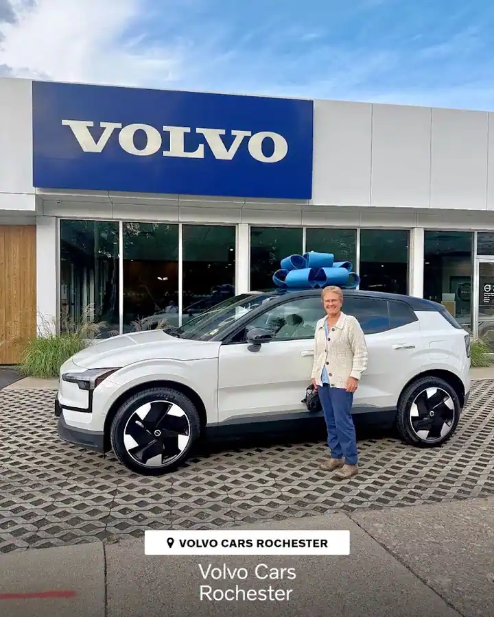 Volvo Cars Rochester, a volvo dealer in Rochester