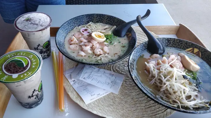 Taichi Bubble Tea, Ramen and Poke Bowl - College town, a bubble tea store in Rochester