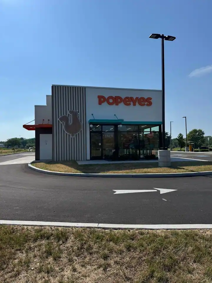 Popeyes Louisiana Kitchen, a chicken restaurant in Webster
