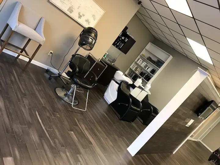 Plushh, a beauty salon in Rochester