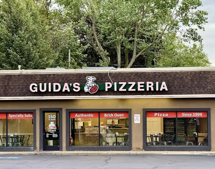 Guida's Pizzeria Inc, a pizza restaurant in Webster