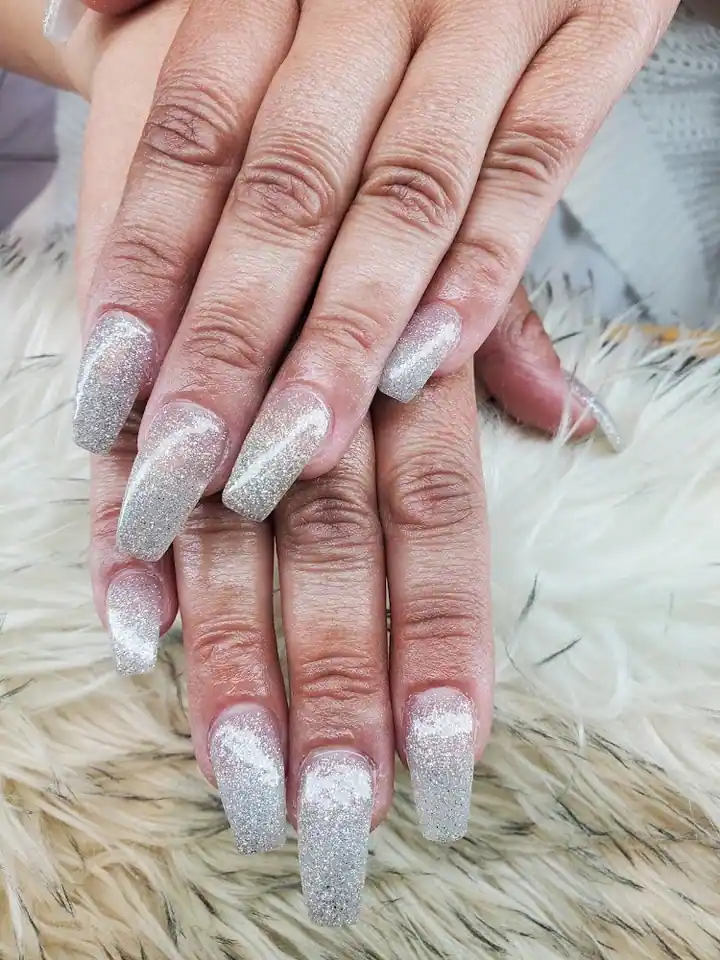JN Nails, a nail salon in Rochester