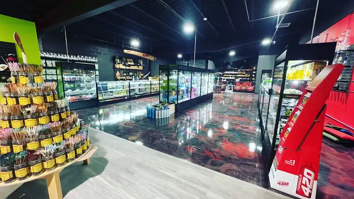 Signature Cigar & Smoke Collective, a tobacco shop in Rochester