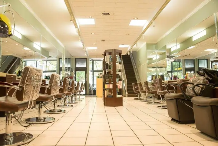 Pharaoh's Hairum Salon & Spa, a hairdresser in Rochester
