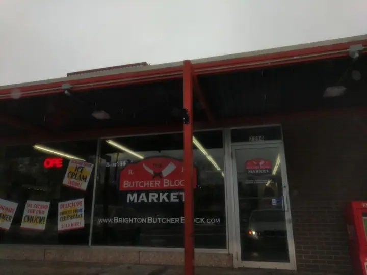 R's Food Market Inc, a grocery store in Rochester