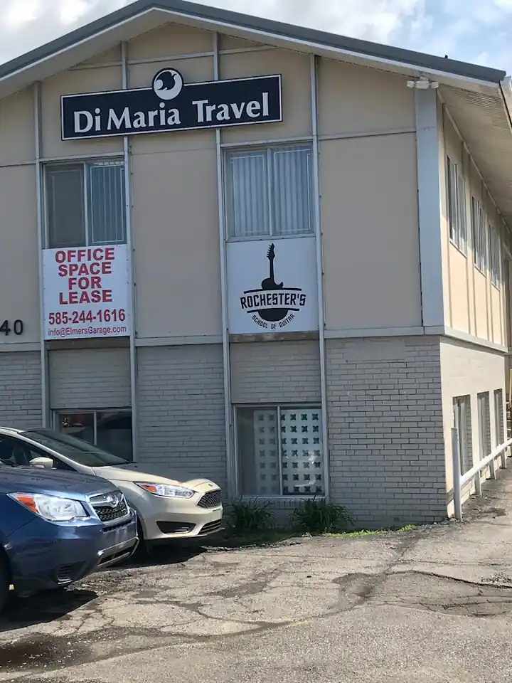 Rochester's School of Guitar - Brighton, a guitar instructor in Rochester