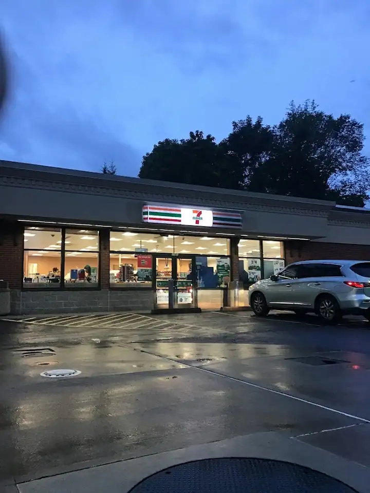 7-Eleven, a convenience store in Irondequoit