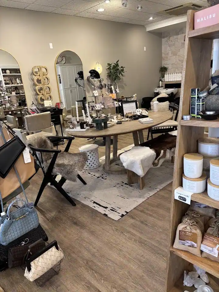 RocHAUS Collective Luxury Hair Boutique, a beauty salon in Rochester