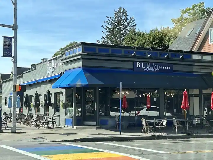 Blu Wolf Bistro, a gastropub in Rochester