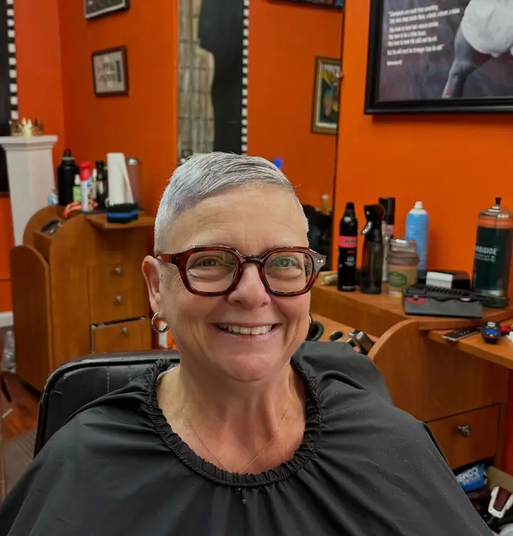 1048 Barber Lounge, a barber shop in Rochester