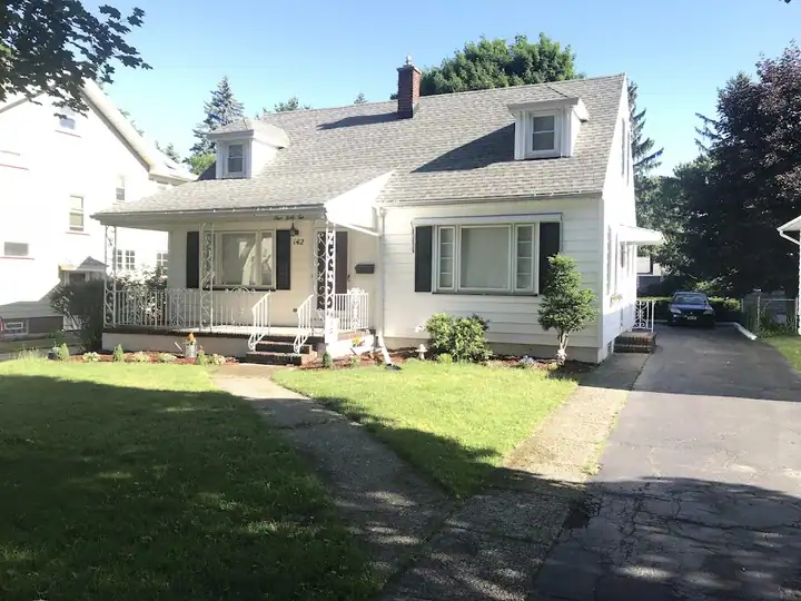 Stanley Jordan Salon, a hair salon in Irondequoit