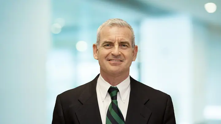 M G Whitbeck, MD, an orthopedic surgeon in Rochester