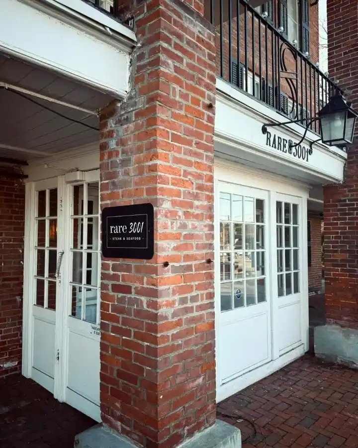 Rare 3001, a restaurant in Rochester