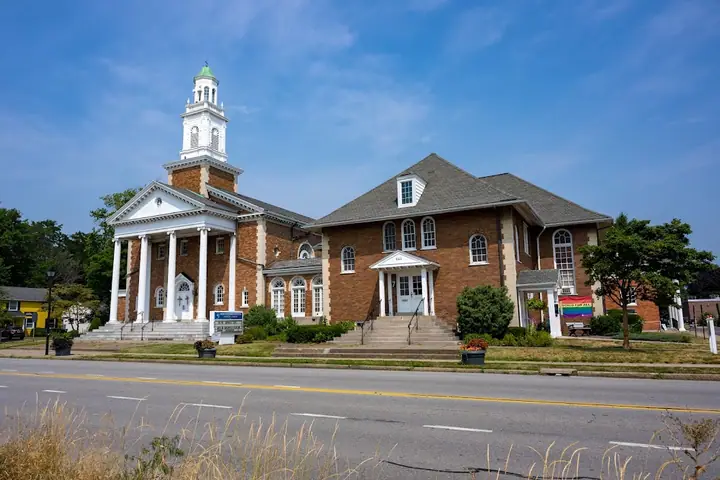 Irondequoit United Church of Christ, an united church of christ in Rochester