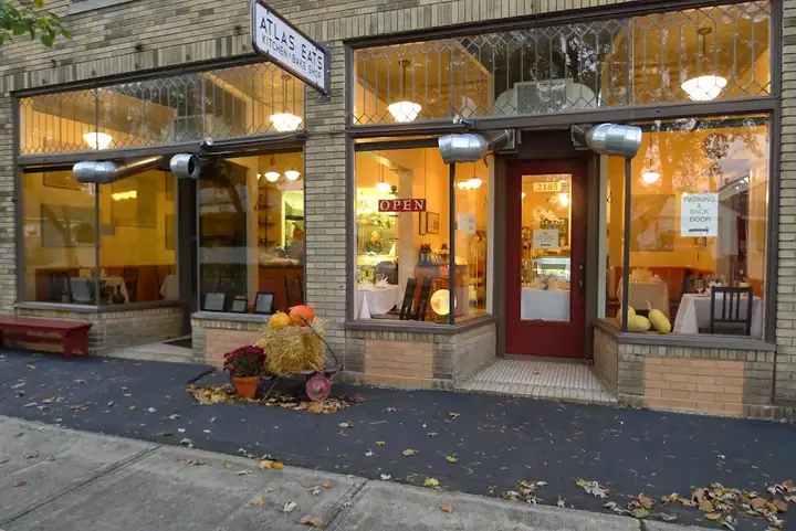 Atlas Eats, a restaurant in Rochester