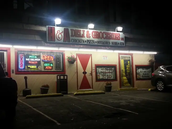 H&A Deli, a deli in Rochester