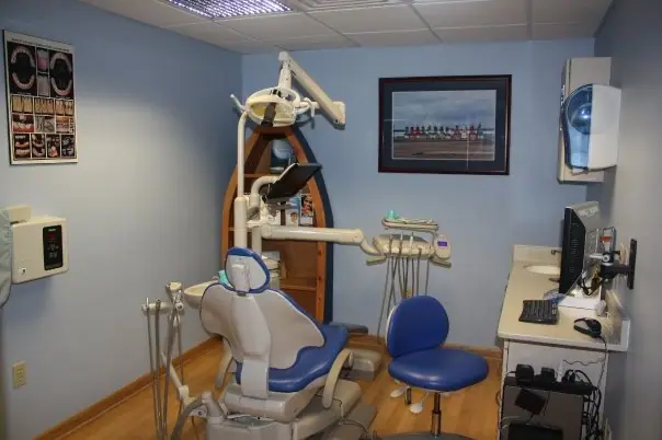 Randy G. Raetz, DDS, PLLC, a dentist in Rochester