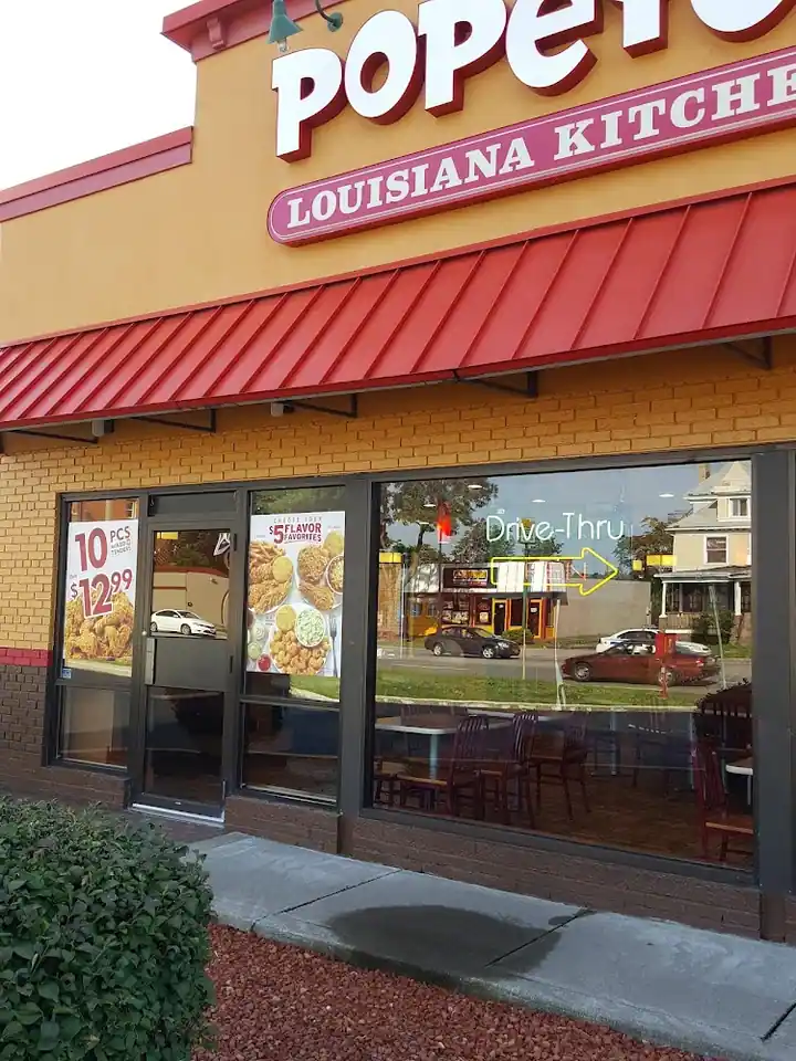 Popeyes Louisiana Kitchen, a chicken restaurant in Rochester