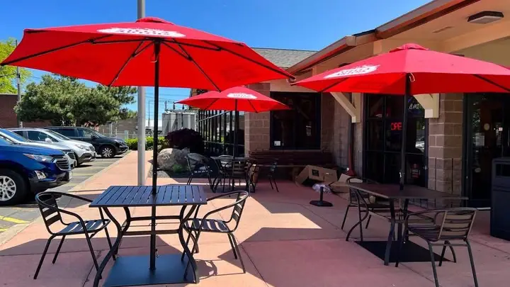 East Ridge Family Restaurant, a family restaurant in Rochester