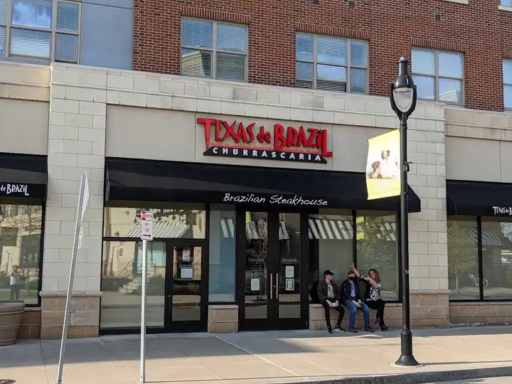 College Town Rochester, a shopping mall in Rochester